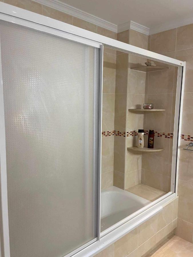 Victoria Home & Parking Estepona Dış mekan fotoğraf