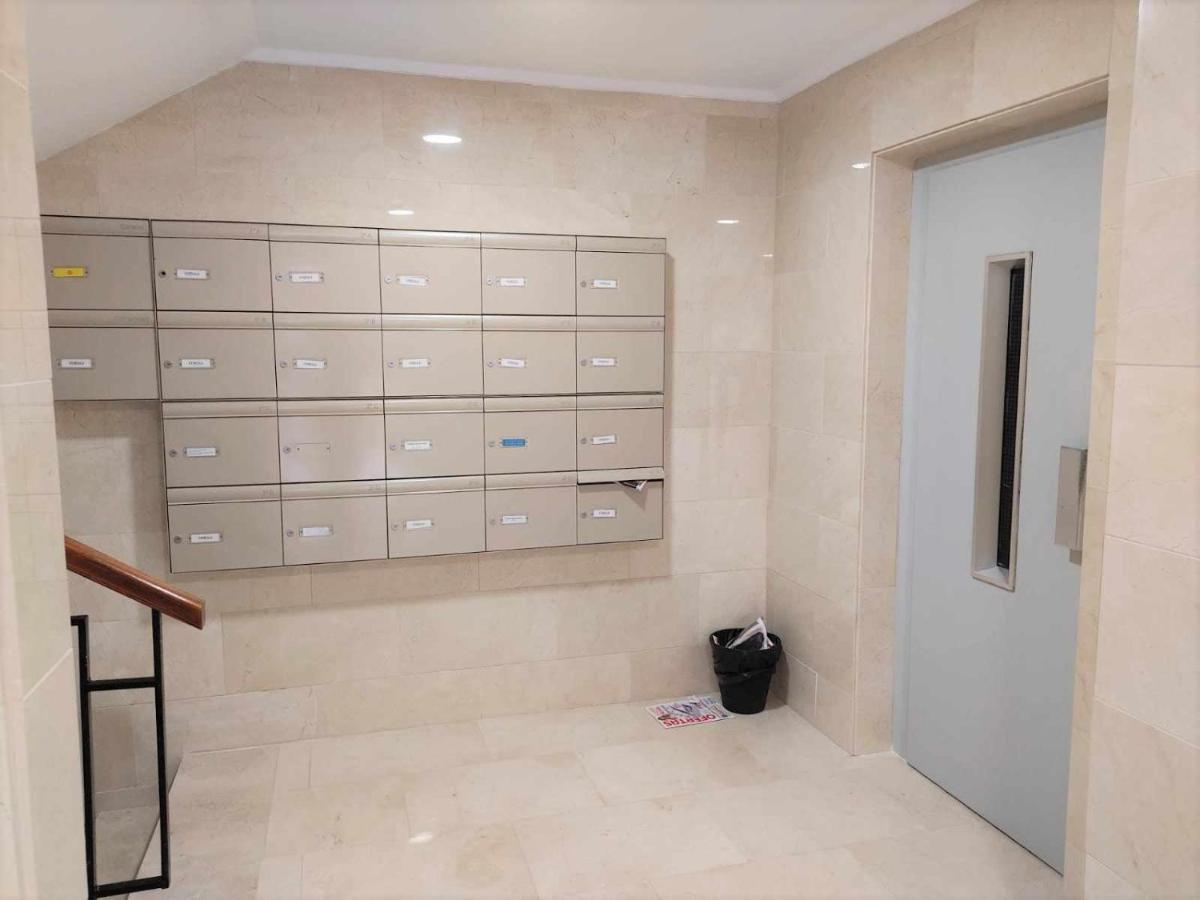 Victoria Home & Parking Estepona Dış mekan fotoğraf